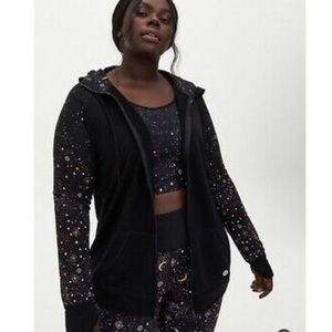 NWT torrid active wear zip up cosmo jacket